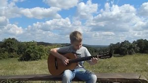 Любэ «Берёзы», поет и красиво играет на гитаре