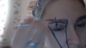 Как сделать красивые брови дома