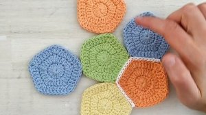 How to Crochet a Pentagon Ball | RaffamusaDesigns