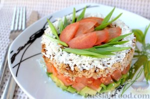 Выручит, когда нужно срочно приготовить что-то вкусное.
СЛОЁНЫЙ САЛАТ "ГОСТИ В ДОМОФОНЕ"