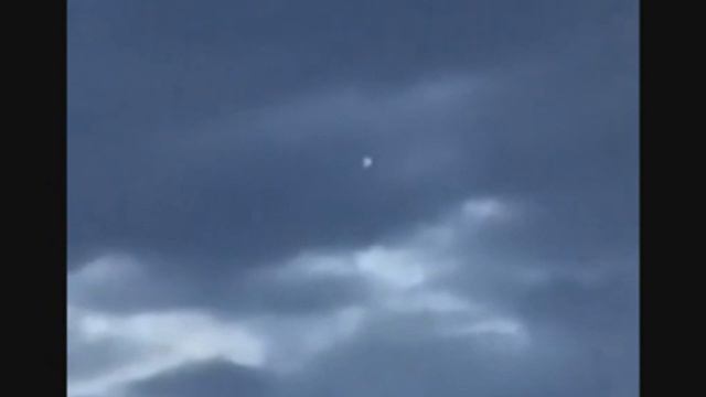 5 видео на которых засняты НЛО - светящиеся объекты и неопознанные корабли! Часть 4.