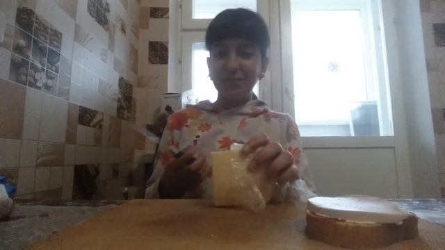 Как сделать пиццсу за 5 минут в электро печи а если в микроволновые та1 минута смотреть онлайн