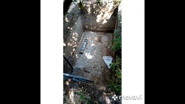 Начинаем возводить стены подвала. Для нас все впервые. Трудно конечно но интересно.