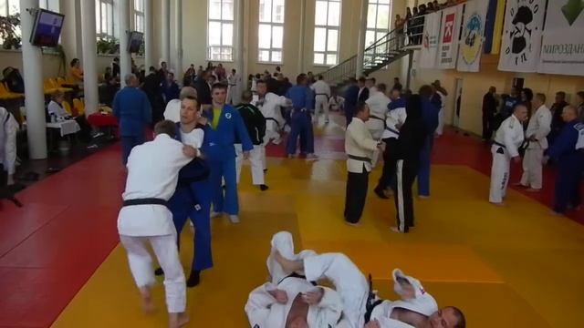 Чемпионат Украины по дзюдо среди ветеранов 25 апреля, Днепропетровск-Разминка смотреть онлайн