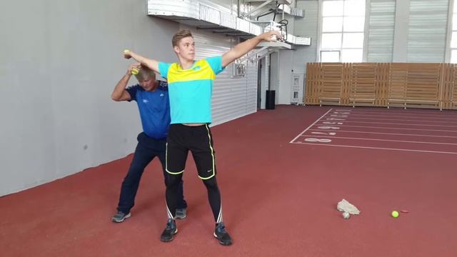 КРУГЛИКОВ АН, ФИЗКУЛЬТУРА  Метание мяча   обучение