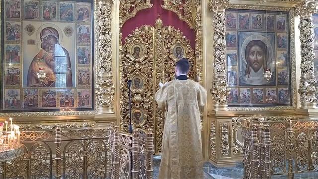 Усекновение Главы Иоанна Крестителя - Божественная Литургия смотреть онлайн