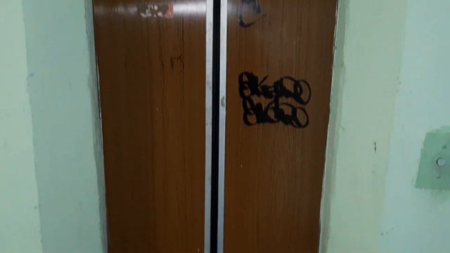 Красное купе! Пассажирский лифт МЛЗ 1984 г.в. V=0,71 м/с.,Q=320 кг. смотреть онлайн