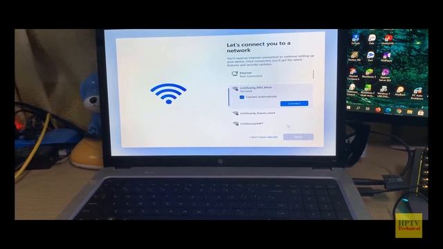Install Windows 11 on unsupported hardware, no TPM, no Secure Boot (100% working) смотреть онлайн