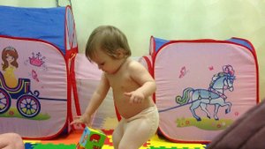 Маша и кубики