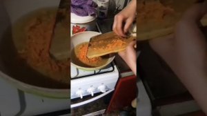 Жареные лисички. Жарим грибы. Вкуснота. Простой рецепт. Как приготовить грибы с помидорами.