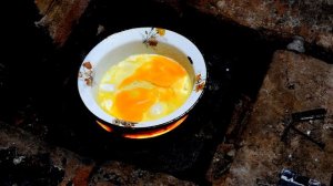 АМЬЕТ ИЛИ РЕЦЕПТ ЖАРЕНЫХ ЯИЦ