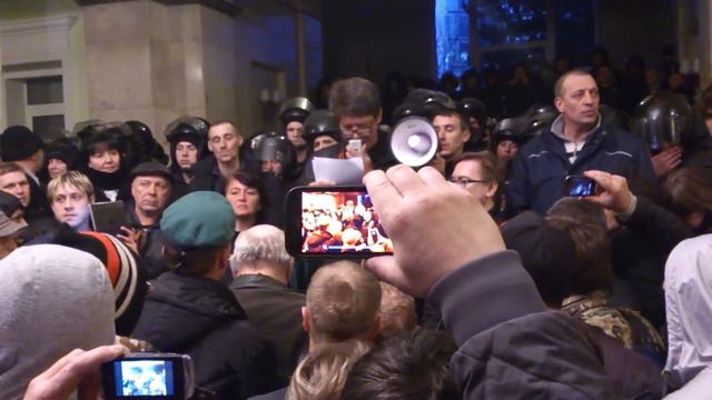 7 апреля 2014 года. В Харькове провозглашена Независимая Народная Республика смотреть онлайн