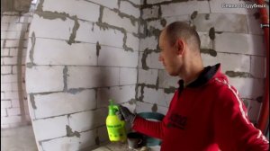 Как ГРУНТОВАТЬ стену 3 СПОСОБА как наносить ГРУНТ на стену