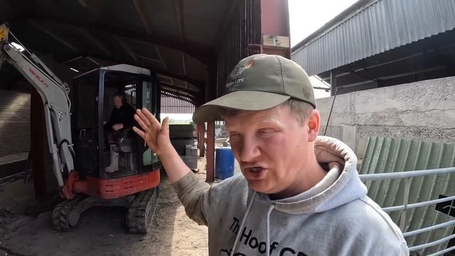 WE ARE FINALLY DONE!!! 3000 BLOCKS LAID AND CONCRETE IN... READY FOR PAINT!! смотреть онлайн