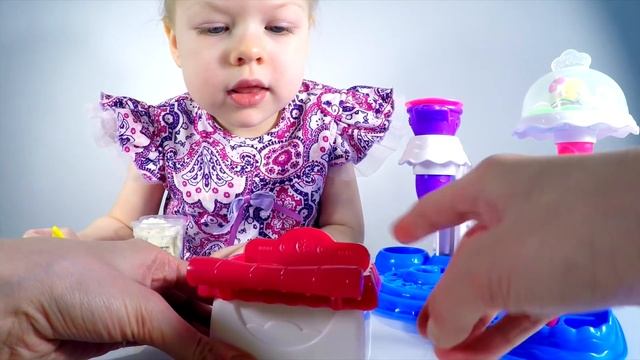 Сладкая вечеринка Play-Doh | Набор Sweet Party | Dana Kids TV смотреть онлайн