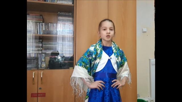 Русская народная песня "Я с комариком плясала" исполняет Целищева Мирослава смотреть онлайн