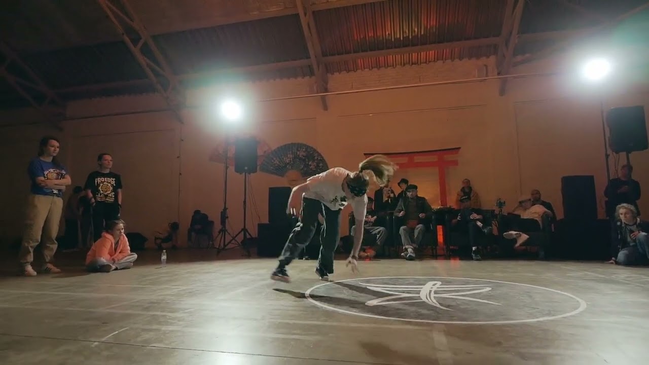 ONNA-BUGEISYA 1x1 ↔ AlinRa vs Kristina ↔ 1'4 ↔ BREAK RAVE CYPHER #breakrave #bmvideo смотреть онлайн