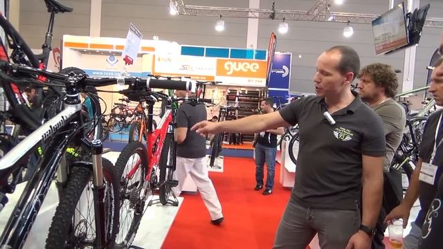 Author 2015 - PŘEDSTAVUJE ŠTĚRBA KOLA смотреть онлайн