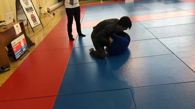 Олег 2 схватка