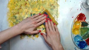 10. Как сделать фон губкой для мытья посуды. Рисуем силуэт зайчика