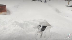 много снега