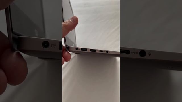 ASUS ZENBOOK UX310, CORE I3 7-го/4gb/1Tb/2gb intel hd620/13.3” FULL HD IPS смотреть онлайн