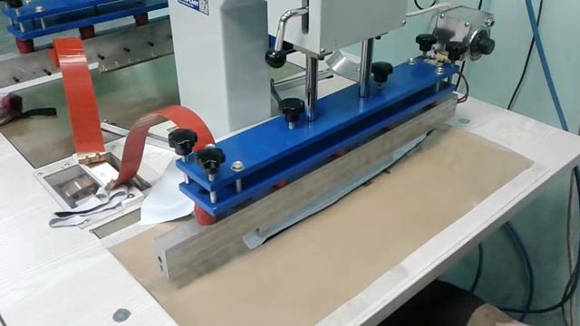 Работа искровой защиты на станке ТВЧ смотреть онлайн