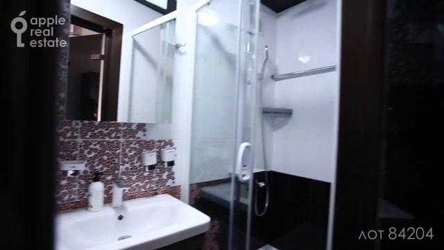 Яркая квартира на верхнем этаже сталинского дома смотреть онлайн