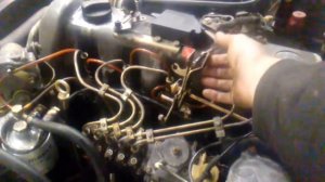 Mercedes OM617 Turbo-Diesel Engine