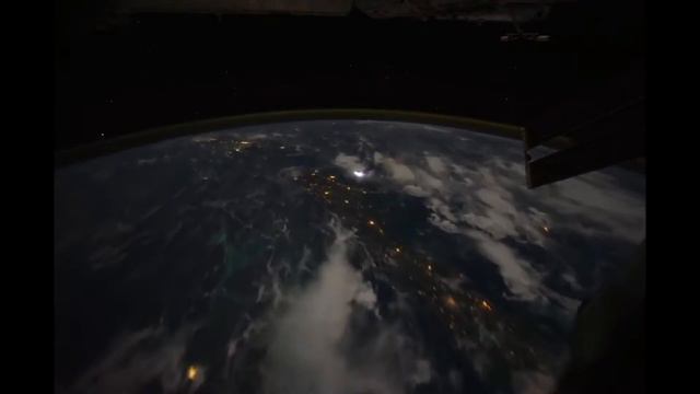 Музыка тянет в космос. BABY смотреть онлайн