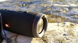 JBL CHARGE 3 vs JBL FLIP 4