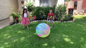 Groovy Wubble Bubble Ball - Bigger Better And More Fun!!