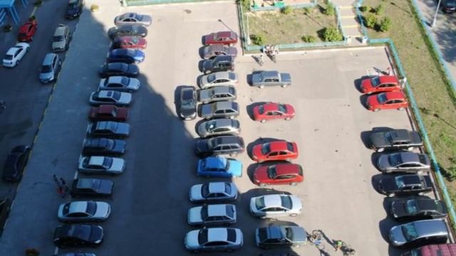 Проблема с парковкой во дворе? сделай так же! смотреть онлайн