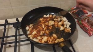 ЖАРЕННЫЙ ДОШИРАК ЕДА ДЛЯ НИЩЕБРОДОВ