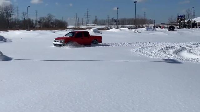 Colorado in deep snow смотреть онлайн
