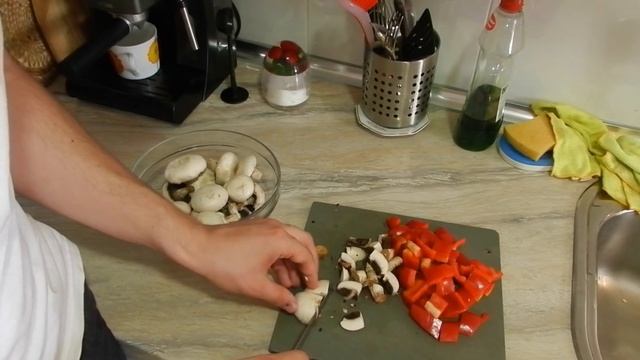 ВОК WOK Китайский ресторан дома, рисовая лапша со свининой и овощами смотреть онлайн