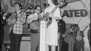 Loretta Lynn ~ You Ain't Woman Enough (1967) [LIVE]