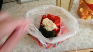 Самые вкусные малосольные огурцы и помидоры в пакете (рецепт)