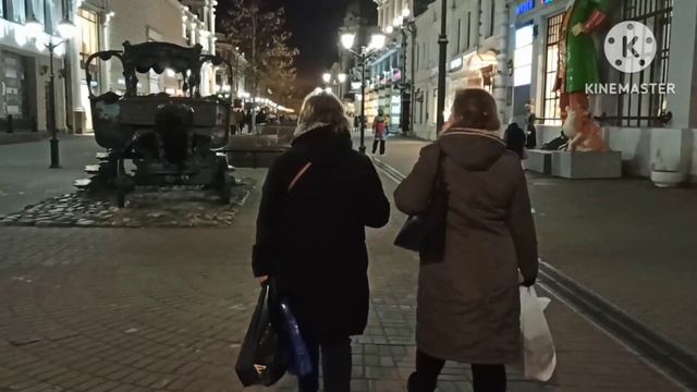 ФлоридаЯлта.Клянчит деньги для Никиты,намекнула почему больше никогда не возьмет на постой Нову