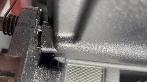 Mercedes Benz GLE V167 repair of non-functioning armrest.