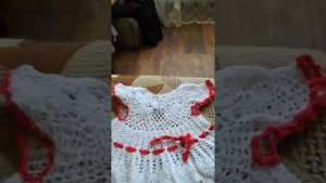 Платье крючком с ананасами для девочки