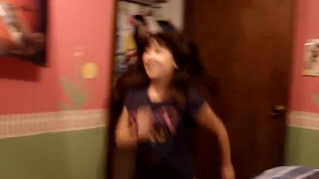 Erin McCarley - Pony (It's Okay) Music Video смотреть онлайн