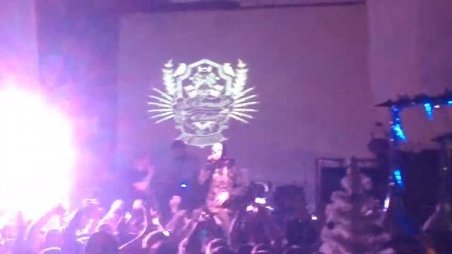 Chemodan - Утро (Live @ Minsk 2014) смотреть онлайн