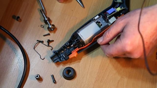B&D RT550 repair. смотреть онлайн