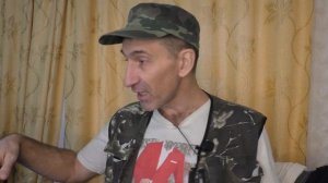 Анекдот про глупую Блондинку в баре и бармена
