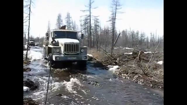 МОНСТР БЕЗДОРОЖЬЯ-УРАЛ!!!