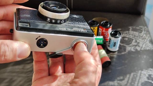 AGFA AGFAMATIC 200 SENSOR, AGFACOLOR-AGNAR PARATOR