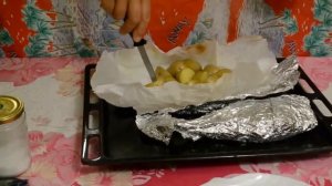 МОРСКОЙ ЛЕЩ, ЗАПЕЧЕННЫЙ В ПЕЧИ С ПРЯНОСТЯМИ И КАРТОШКОЙ В АЛЮМИНИЕВОЙ ФОЛЬГЕ. МОРСКАЯ РЫБА, РЕЦЕПТ.