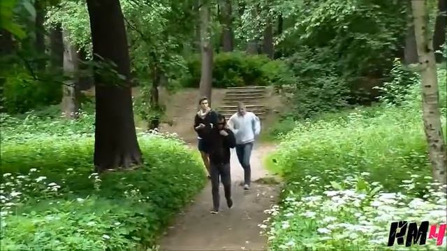 бросок ПЕРЕДНЯЯ подножка на улице смотреть онлайн