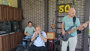 Легкий мини блюз на гармонике с группой Плюс 58